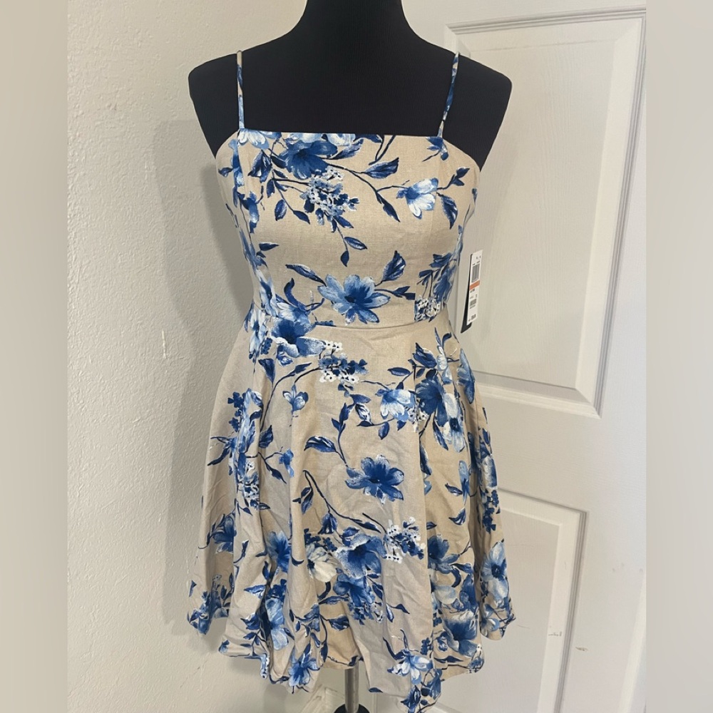 Macy's Blue and Cream Floral Midi Dress